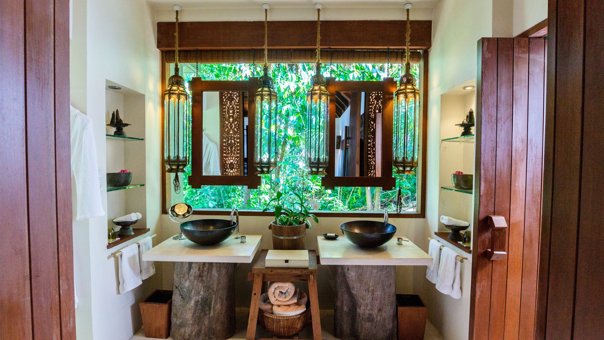 The example of green hotel or eco hotel